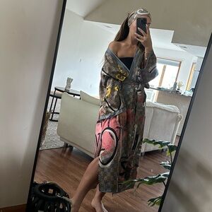 Gucci print beach cover , with fabric belt and headband